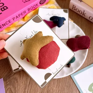 Pinzas para el pelo hechas a mano en tela acolchada 3D para niñas en colores vintage