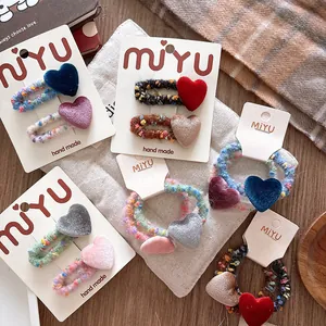 Set di Fermagli per Capelli e Elastici a Forma di Cuore in Velluto per Ragazze Stile Coreano Accessori per Capelli Bambini Fatti a Mano