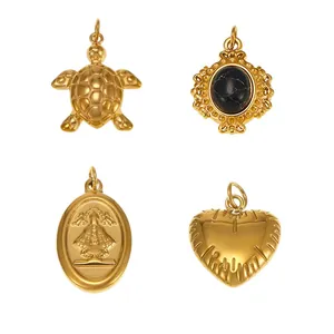 Set de colgantes de acero inoxidable bañados en oro 18k con tortuga, corazón y camafeo