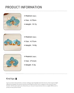 Specifiche dettagliate per bracciali a fiore in smalto blu con dettagli in ferro.