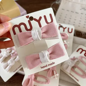 Fermagli per capelli a fiocco in tessuto rosa e beige per bambine, set fatto a mano