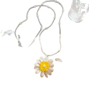 Handmade fresh daisy flower beaded necklace perfect for a sweet summer vacation look