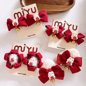 Barrettes oreilles de chat pelucheuses avec nœuds rouges et décorations lapin fraise