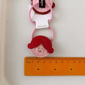 Niedliche Cartoon Mädchen Haargummis Set in Rosa aus Leder mit Größenmessung für Kinder