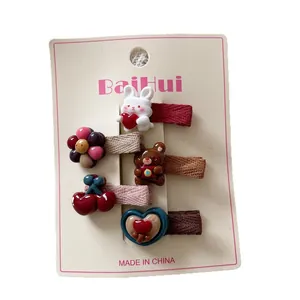 5-piece set of cartoon rabbit and bear hair clips for girls on brand display card