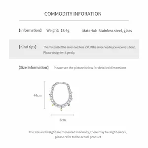 Detail showing necklace specifications including weight, material, and dimensions