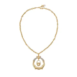 Elegante collana ad anello irregolare color oro con pavé di diamanti e ciondolo a lucchetto