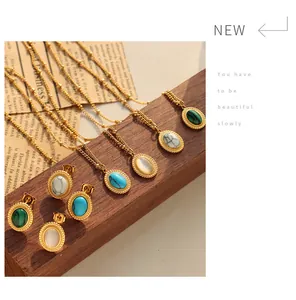 Vintage Katzenauge Schmuckset mit Halskette und Ohrringen auf Retro-Holzdekor