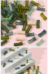 Mix di perline a fiocco in resina verde e bianco marmo per gioielli fai da te