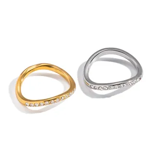 Anelli in acciaio inossidabile a forma di onda con strass oro e argento