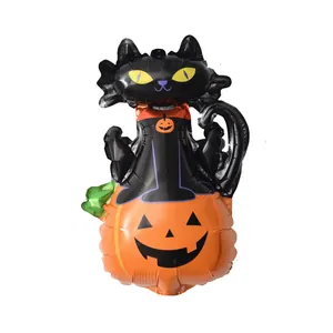 Ballon d'Halloween en aluminium avec chat noir de dessin animé sur citrouille orange