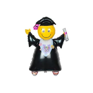 Abschluss-Folienballon mit Smiley und Good Luck Text für die Klassenzimmer-Dekoration