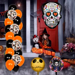 Halloween Ballons Set mit Totenkopf Folienballons und orange-schwarzem Girlanden Kit