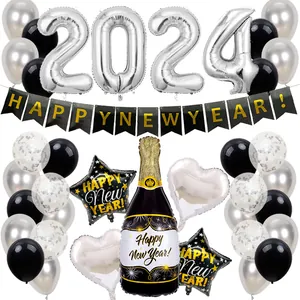 Kit ballons Nouvel An 2024 avec chiffres argentés, étoiles et bouteille de champagne