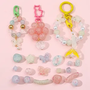 Set de cuentas acrílicas de flores y estrellas pastel con llaveros hechos a mano