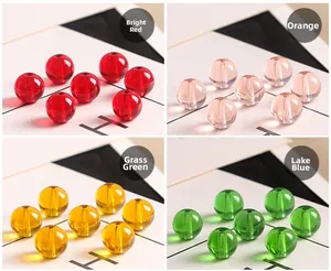 Detail van gepolijste 4-10mm transparante glazen kralen voor DIY-sieraden in vier kleuren