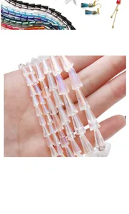 Vue détaillée de perles en cristal de verre facetté pour la création de bijoux DIY