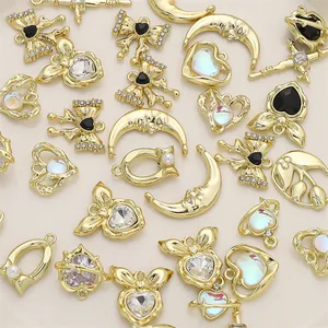 Goldenes Legierungs-Set mit Anhängern, Kristallen und Perlen für DIY-Schmuckherstellung