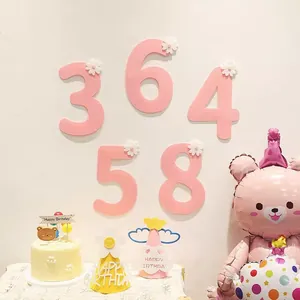 Chiffres en Feutre Rose Avec Décoration de Pâquerettes Murale pour Premier Anniversaire de Bébé Fond de Photographie Fête