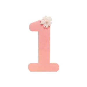 Décoration d'anniversaire numéro 1 en feutre rose avec fleur pour fête de un an