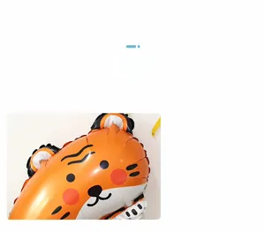 Detail showing high-quality tiger-shaped aluminum foil balloon with vibrant color printing