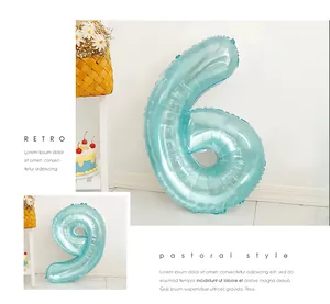Detail van een 32-inch lichtblauwe kristallen gelei cijferballon voor feestdecoratie