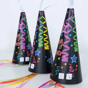 Set di 3 cappelli da festa neri stile gelato con stelle colorate e lunghi nastri
