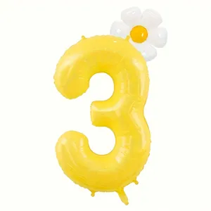 Palloncino giallo numero 3 in alluminio con margherita bianca per decorazioni di feste