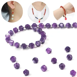 Facettierte lila Amethyst-Steine Perlen für DIY-Schmuck mit Tragebeispielen für Halsketten