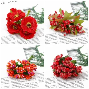 Fleurs rouges artificielles et baies pour accessoires de cheveux DIY et artisanat