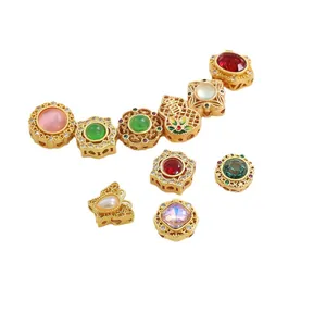 Antike Gold Emaille Hohlperlen Set mit bunten Edelsteinen im Vintage China-Stil