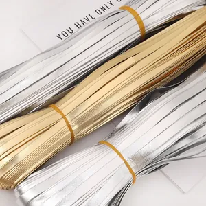 Glänzende PU-Leder-Einfassbänder in Gold und Silber für DIY-Projekte mit Metalleffekt