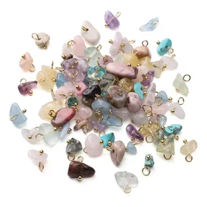 Assortiment de pendentifs en pierre naturelle avec crochets dorés pour la création de bijoux