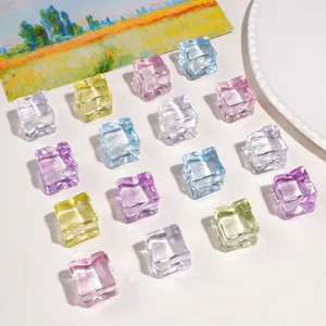 Perle Cubiche di Ghiaccio Simolate in Acrilico per Fai da Te Creazione Gioielli Puntelli Fotografici Perle a Cubo Trasparenti Colori Misti