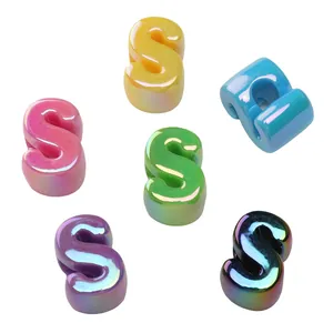 Perline a lettera S in acrilico iridescente per creazione di gioielli fai-da-te