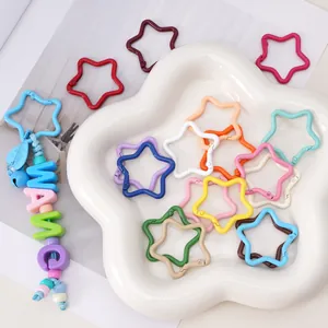 Fermoirs mousquetons colorés en forme d'étoile pour porte-clés DIY et accessoires de sac
