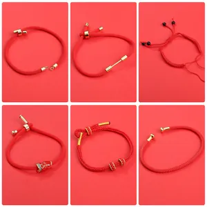 Lot de bracelets cordon rouge faits main avec breloques dorées porte-bonheur