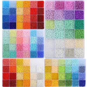 DIY kralenset met 4 dozen van 24 vakken kleurrijke kralen voor sieraden en kettingen
