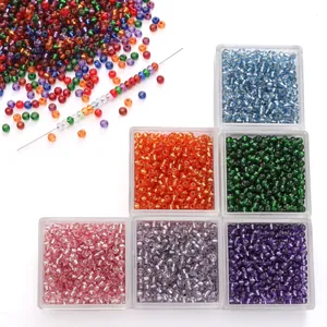 Kit de perles de rocaille en verre 3mm colorées pour création de bijoux DIY avec boîtes