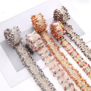 Rubans de dentelle à franges en polyester en cinq couleurs pour DIY vêtements et sacs