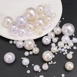 Macro di perle in ABS di varie dimensioni in bianco e lavanda per creazione gioielli fai-da-te