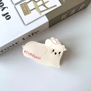 Pince à cheveux chiot blanc mignon avec détail de cœur et texte Cupidskiss rose