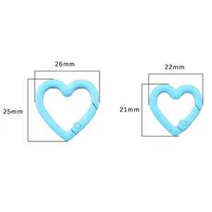Mousquetons en forme de cœur bleu clair pour accessoires DIY avec mesures de dimensions