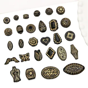 Perle in Acrilico Nero Tracciate in Oro Vintage Francese Per Creazione Gioielli DIY Bracciale Collana Cuore Rosa Angelo