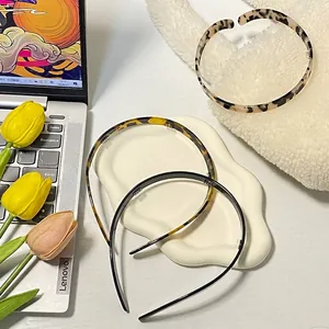 Three-piece set of French vintage acetate headbands with non-slip teeth in tortoise and black