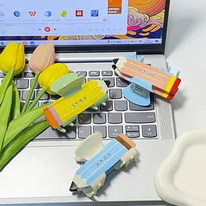 Tre creative mollette per capelli a forma di matita con strass e colori in acetato