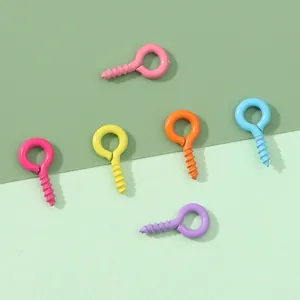 Vis à œil en métal laqué de 5x10mm en couleurs assorties pour la création de bijoux DIY