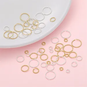 Anillas abiertas texturizadas bañadas en oro 14K y plata para hacer joyería