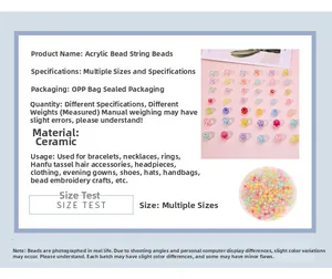 Macro-detail van diverse acryl kralen in verschillende maten voor DIY sieraden