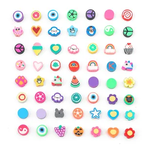 Perles en Pâte Polymère Multicolores Visage Souriant Cœur Fruit Fleur Animal Arc-en-ciel Nuage Perles Pour Fabrication de Bijoux DIY